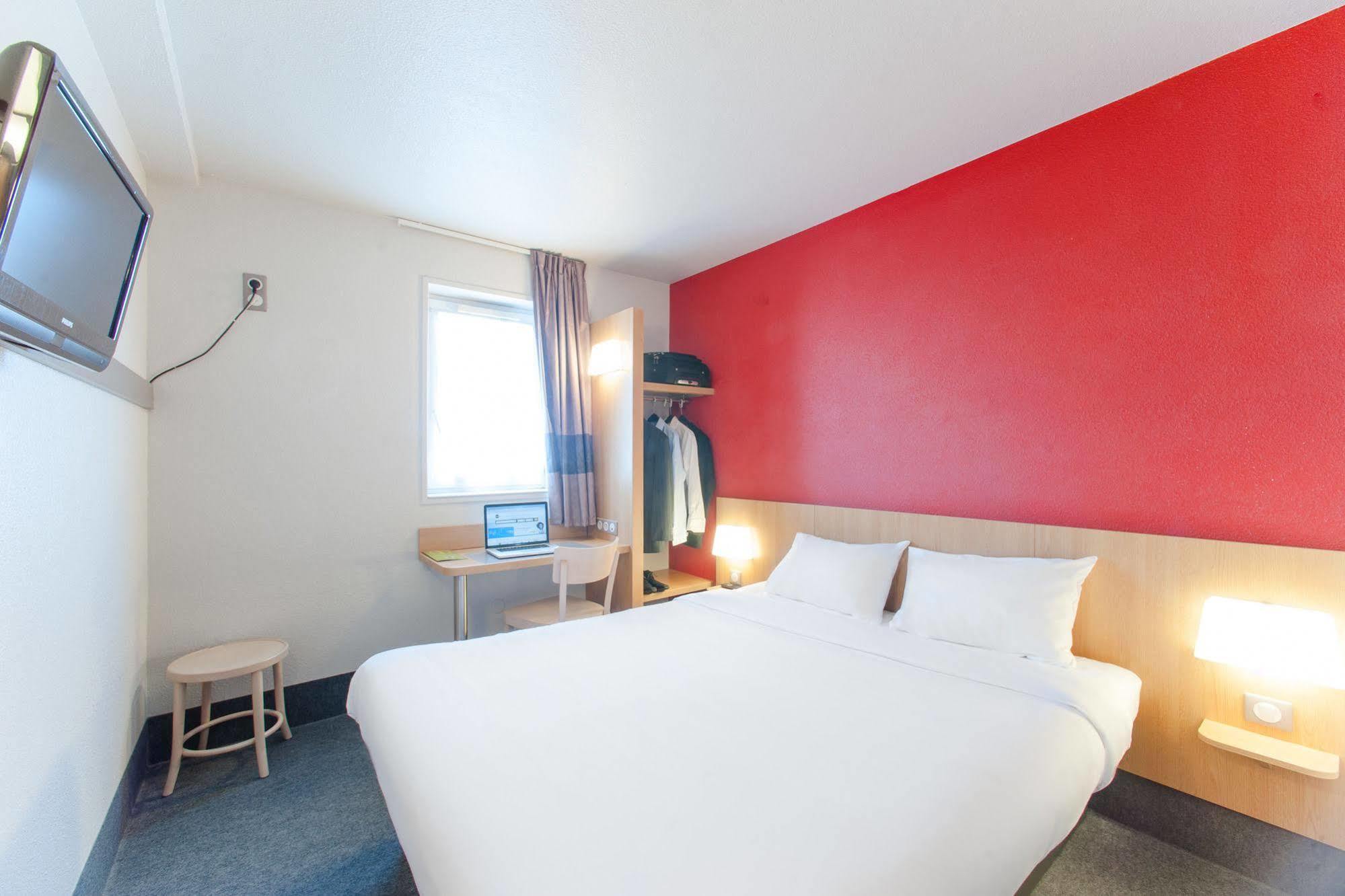 B&B Hotel Troyes Saint-Parres-Aux-Tertres Dış mekan fotoğraf